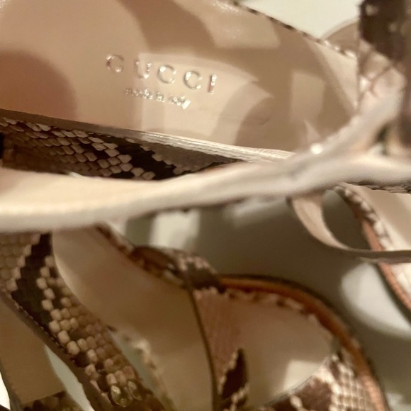NIB~Authentic Gucci Snakeskin Gladiator heels - Picture 5 of 8